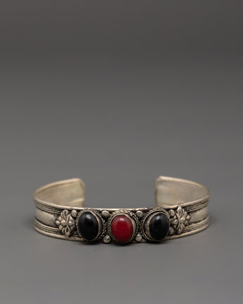 White Metal Bracelet with Artificial Stones