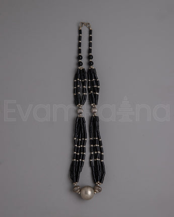Black Beads Necklace