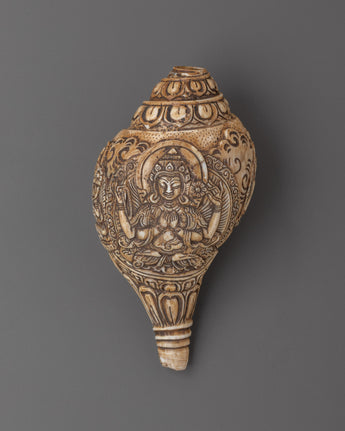 dung-dkar-with-chenrezig-carving