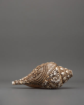 1000-armed-chenrezig-carved-conch