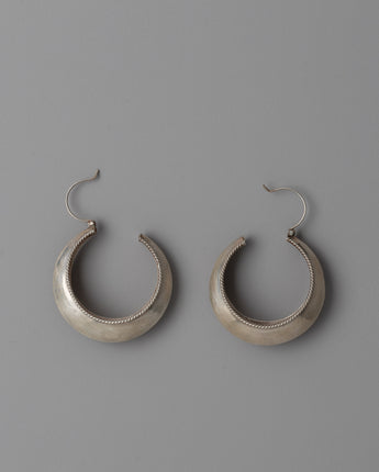 Elegant Oval Silver Earrings