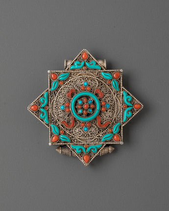 Tibetan Buddhist Ghau Box Locket