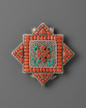Endless Knot Ghau Box Locket