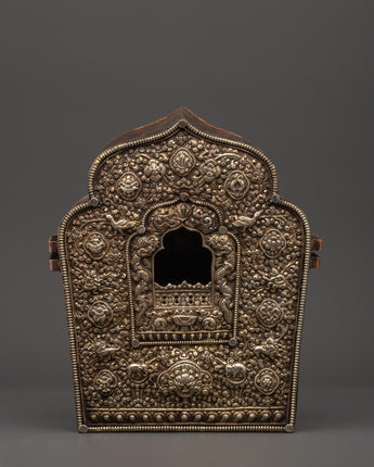 Handcrafted Ghau Box with White Metal & Copper Body