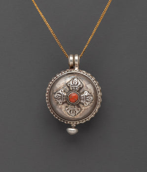 Buddhist Prayer Box Necklace | Nec16983ENRGhauboxlocketklace with Coral Inlay