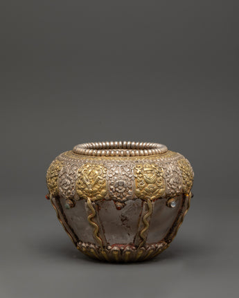 gold-plated-tibetan-golpa