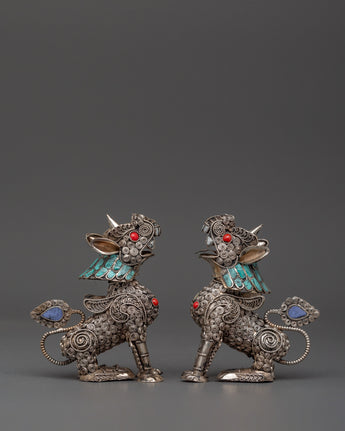 White Metal Guardian Lion Statue Set