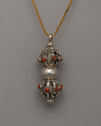 vajra-symbol-locket