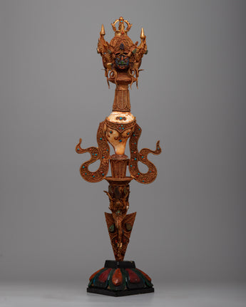 Three Sided Dagger