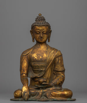 Elegant Shakyamuni Buddha Sculpture
