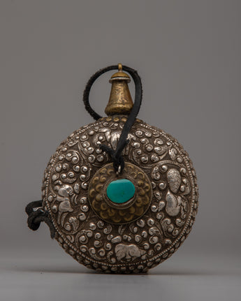 Handcrafted Silver Snuff Bottle