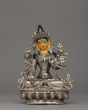 Dolma Karmo Statue