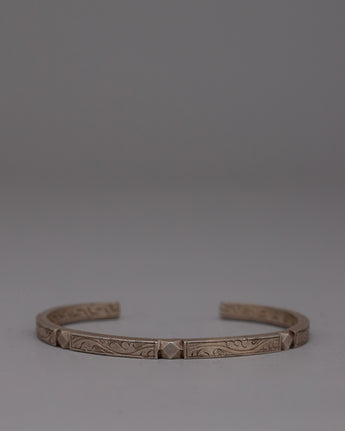 Adjustable Silver Tibetan bracelet