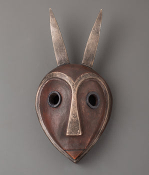 wooden-tribal-mask