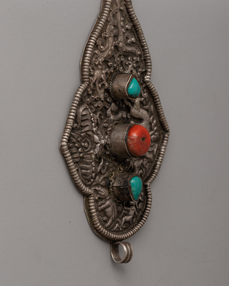 Tibetan Belt Ornament (Lochab) | A Sacred Adornment of Artistry and Tradition