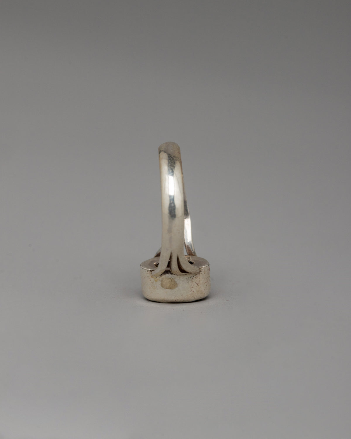 Himalayan Sacred Ring | Tibetan Spiritual Accessory