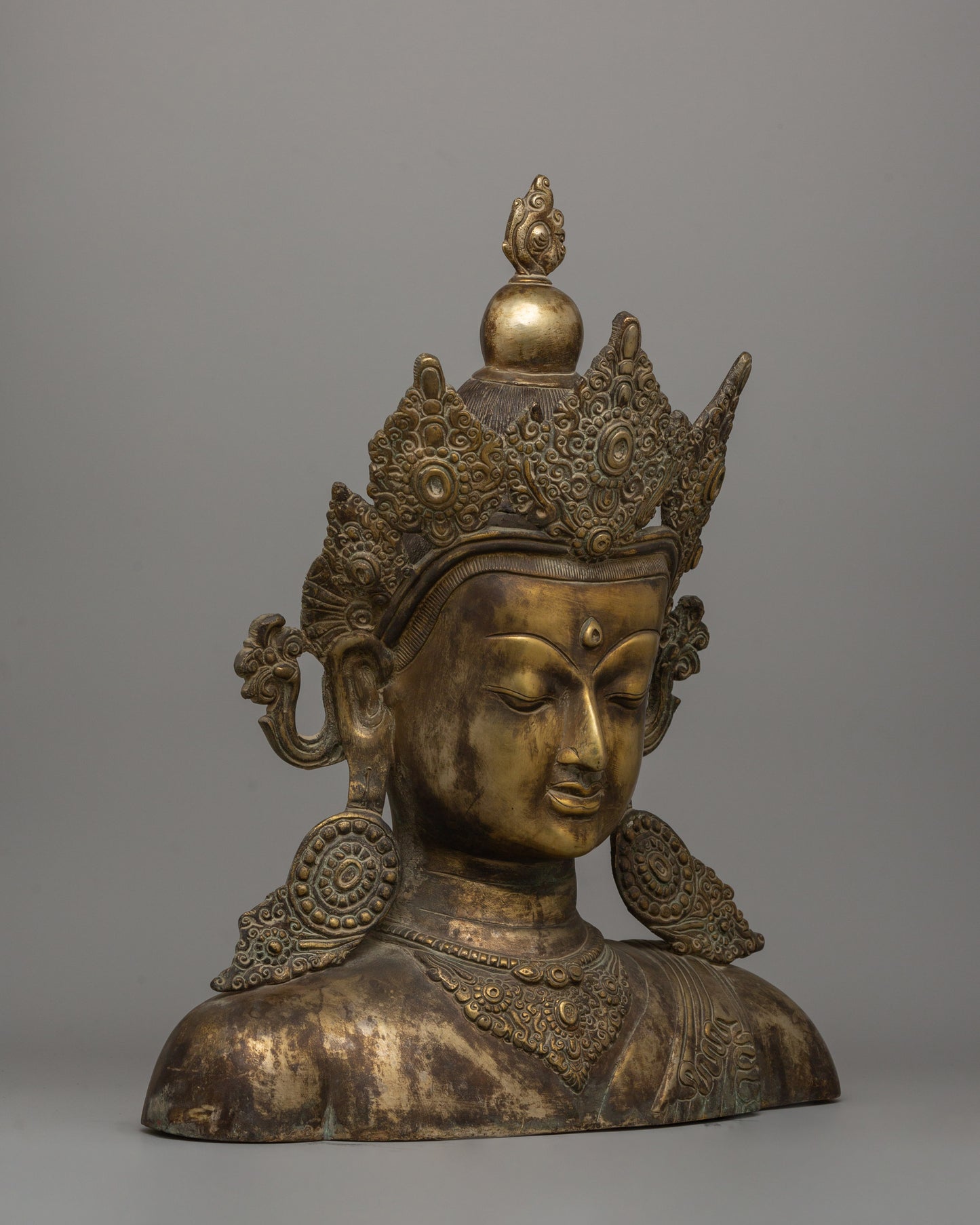 Crowned Buddha Head Statue | Elegant Gold-Plated Buddha Head