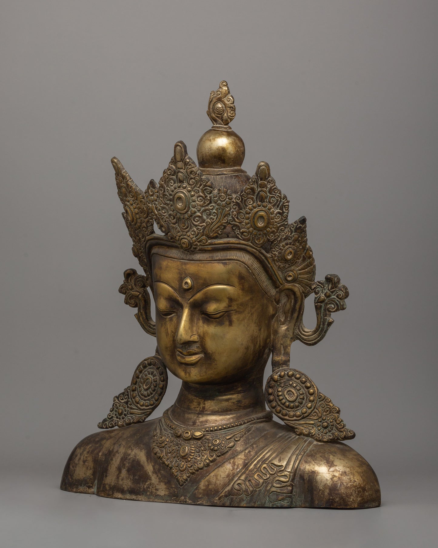 Crowned Buddha Head Statue | Elegant Gold-Plated Buddha Head