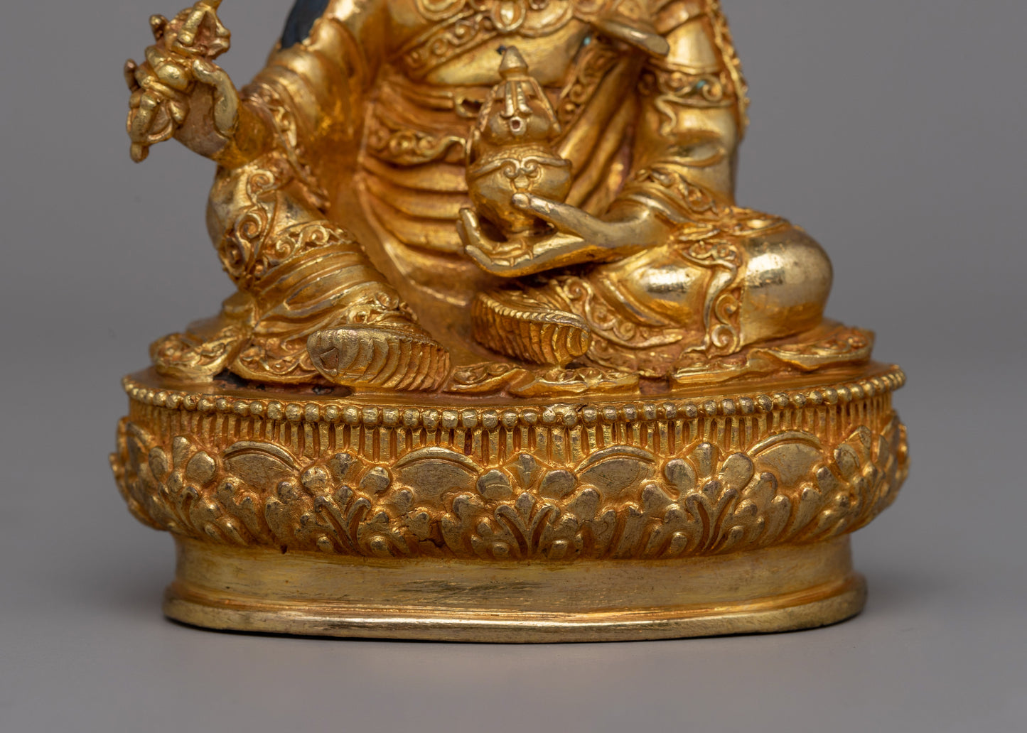 Guru Rinpoche Lotus-Born Statue | Invoke Blessings and Spiritual Power with This Figurine