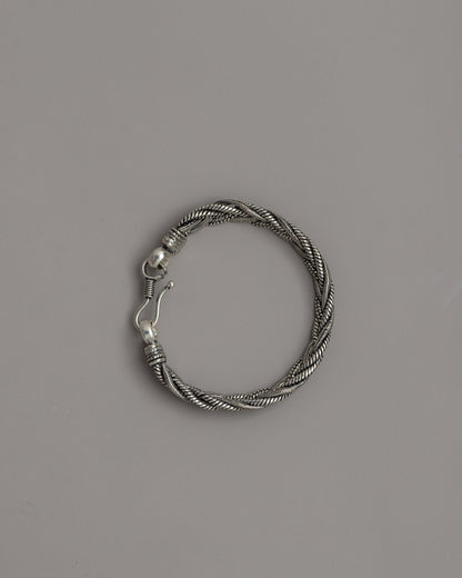 21 cm White Metal Bracelet | Lightweight Ethnic Jewelry