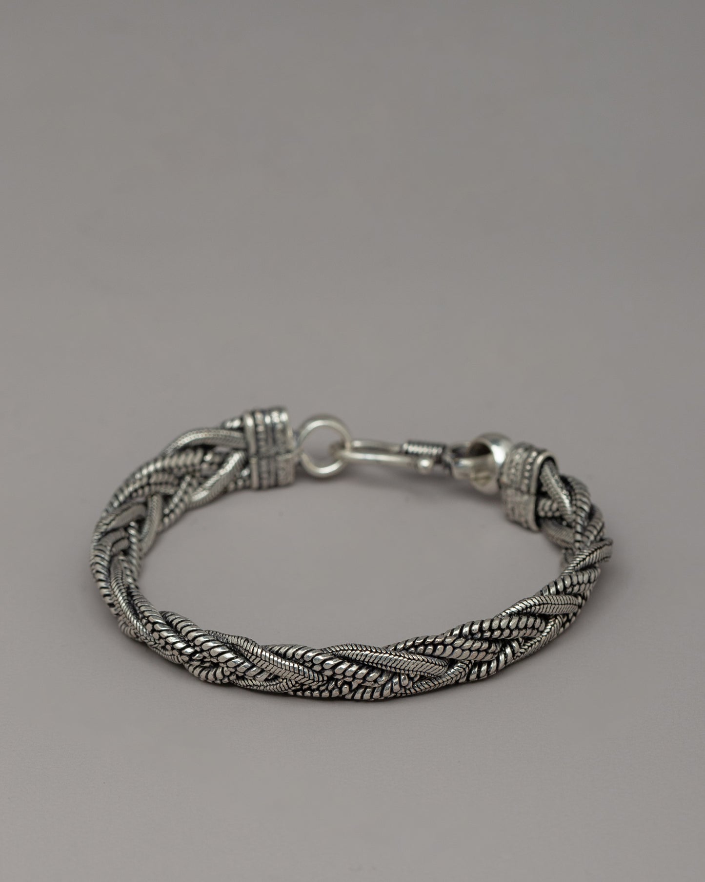 21 cm White Metal Bracelet | Lightweight Ethnic Jewelry