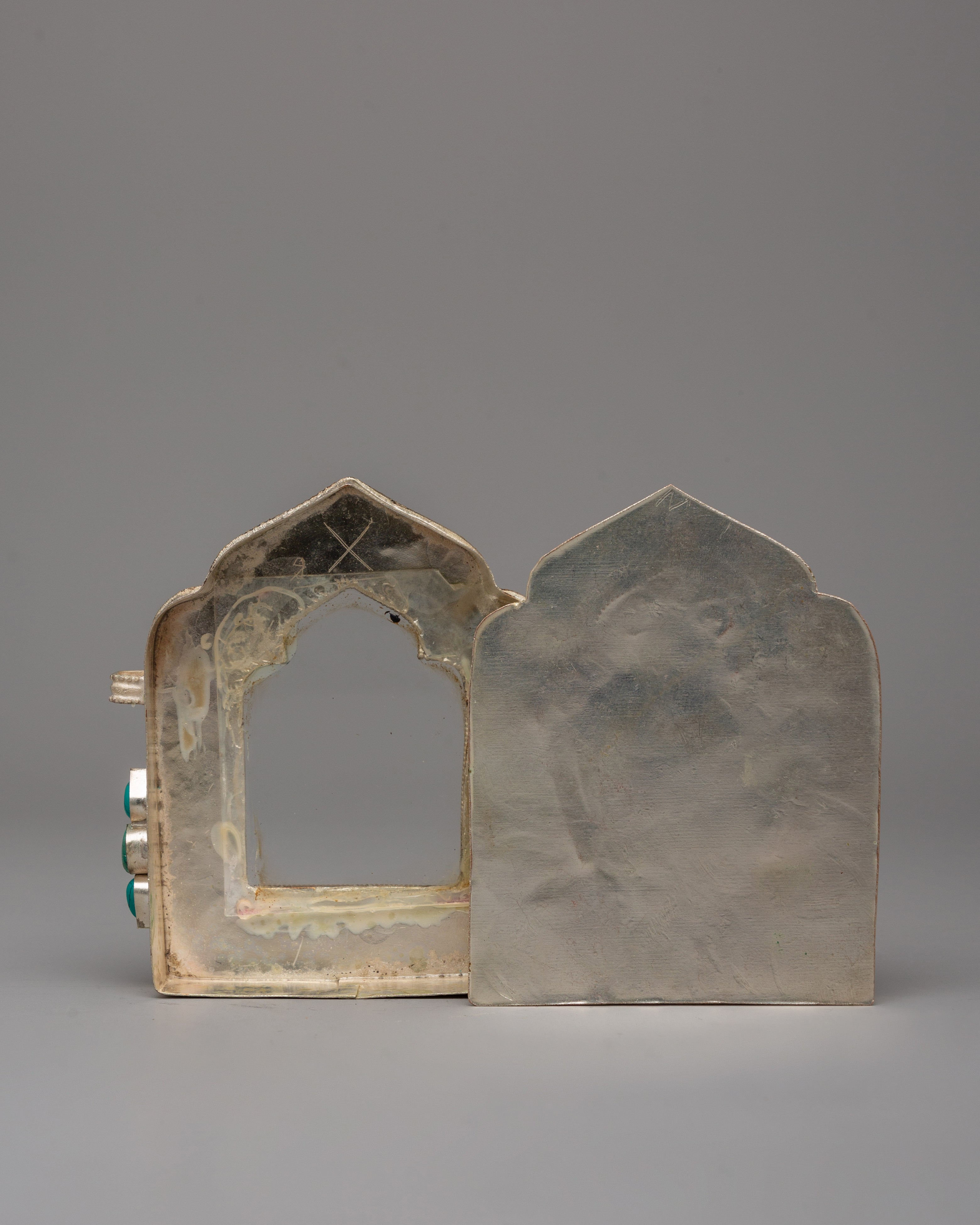 Ghau Box with Chenresig | Tibetan Buddhist Relic Holder