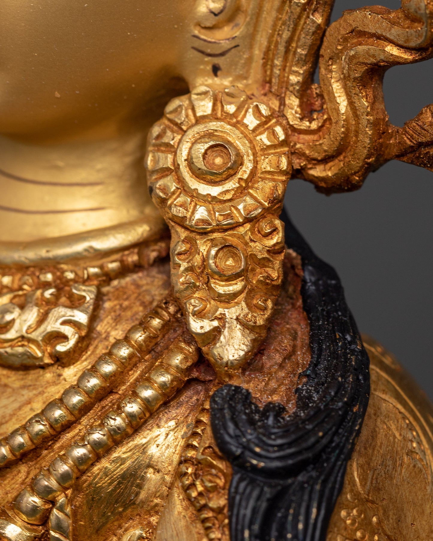 Sacred Gold-Plated Chenresig Statue | Bodhisattva of Compassion