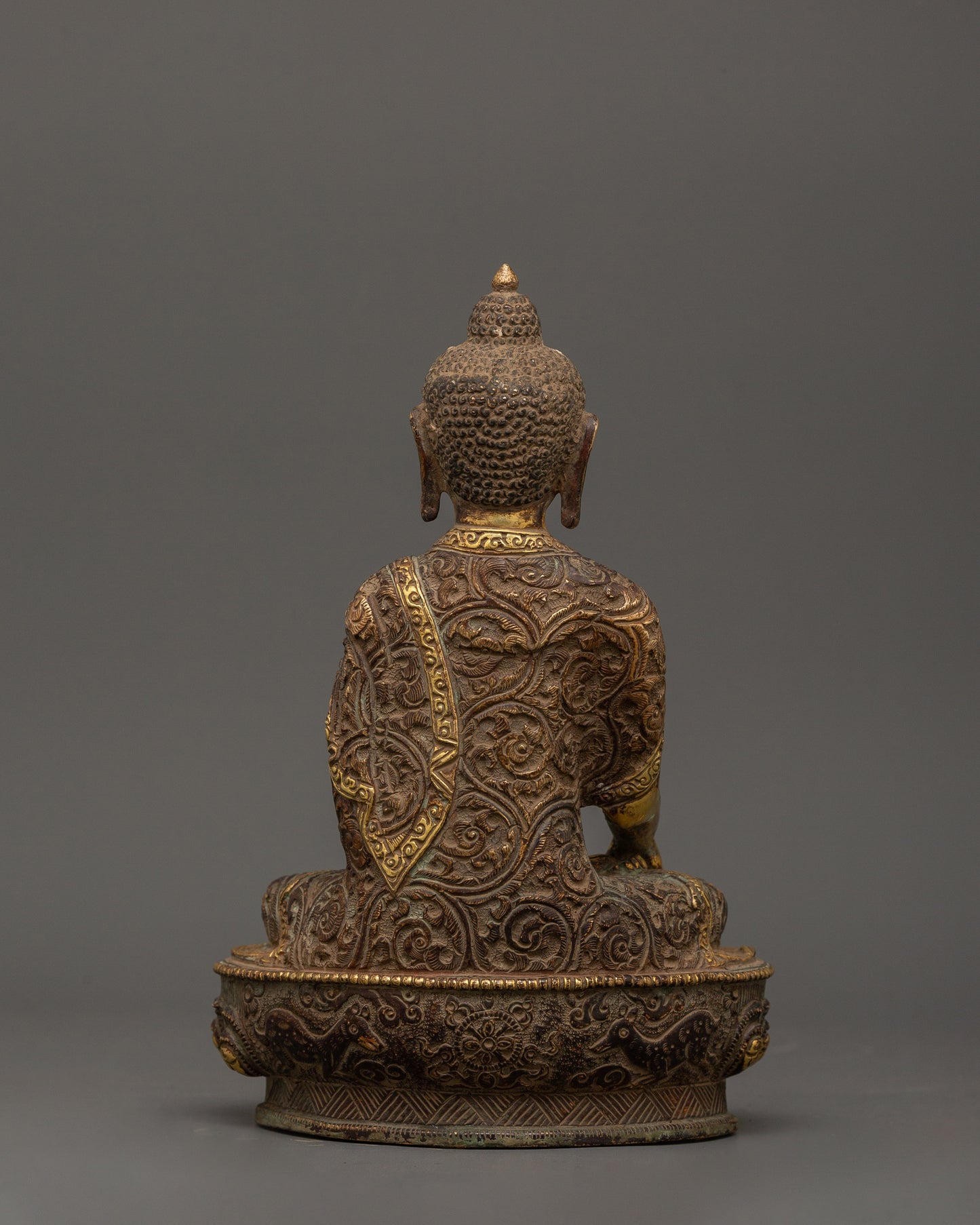 Antique Finished Shakyamuni Buddha Statue | Symbol of Enlightenment and Wisdom