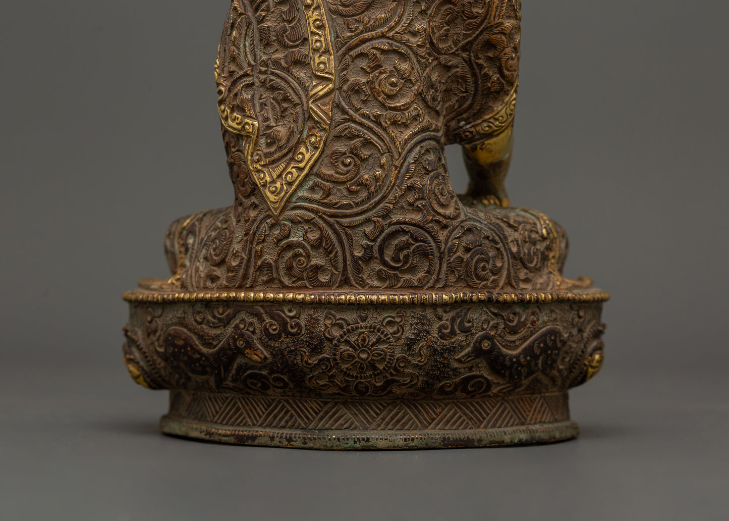 Antique Finished Shakyamuni Buddha Statue | Symbol of Enlightenment and Wisdom