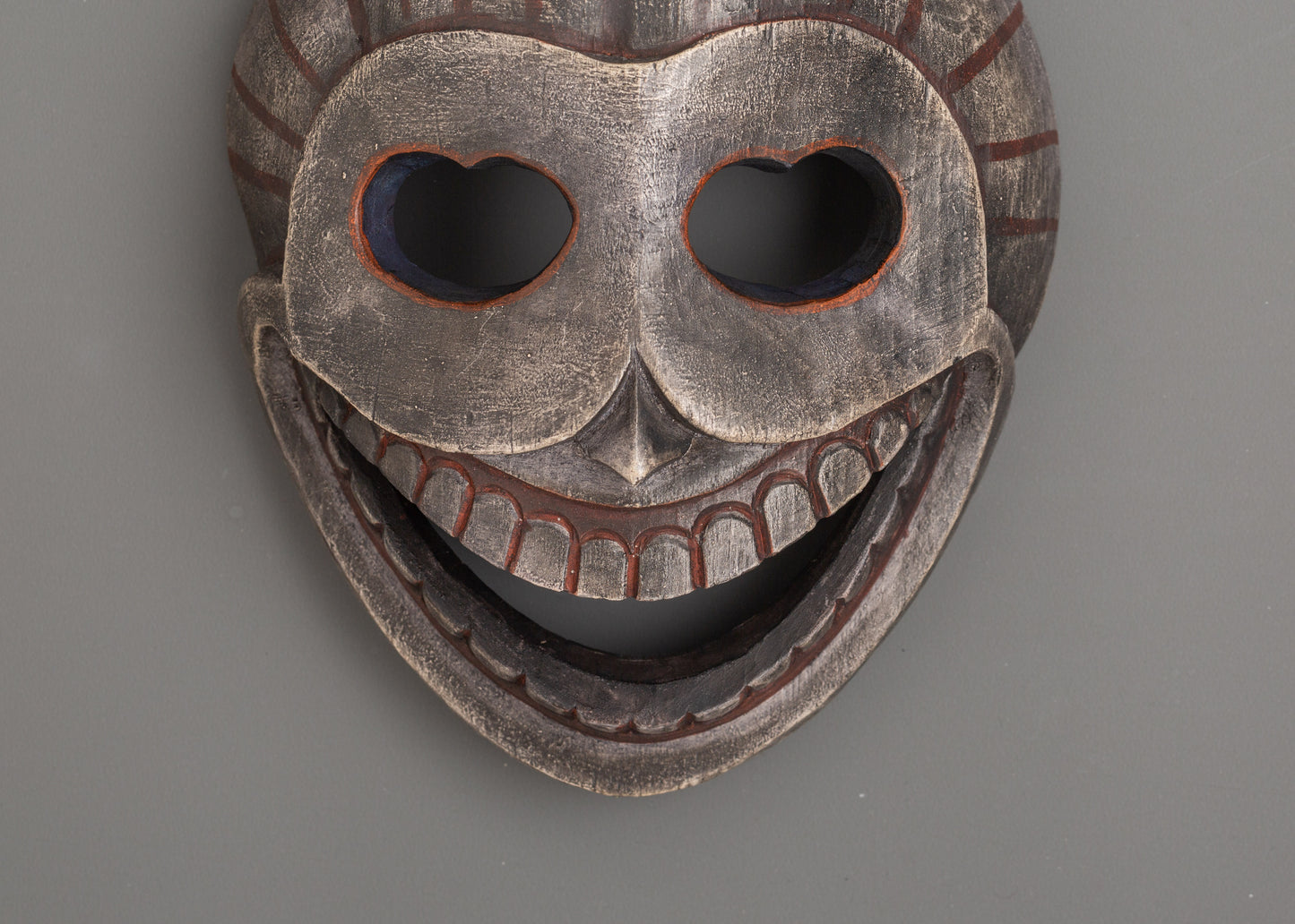 Tribal Wood Mask | Cultural Elegance for Your Space