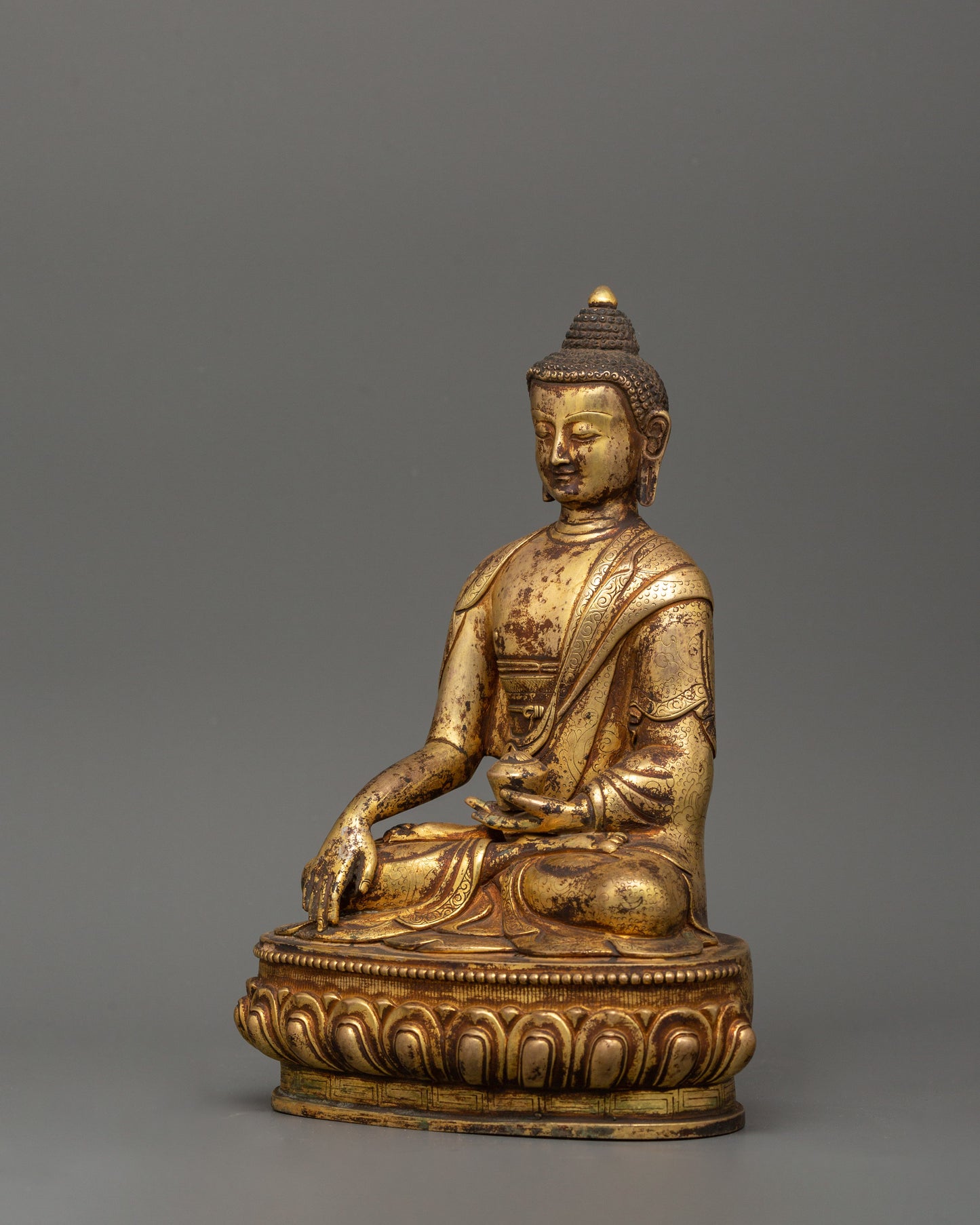 Shakyamuni Buddha Enlightened Statue | A Divine Symbol of Wisdom