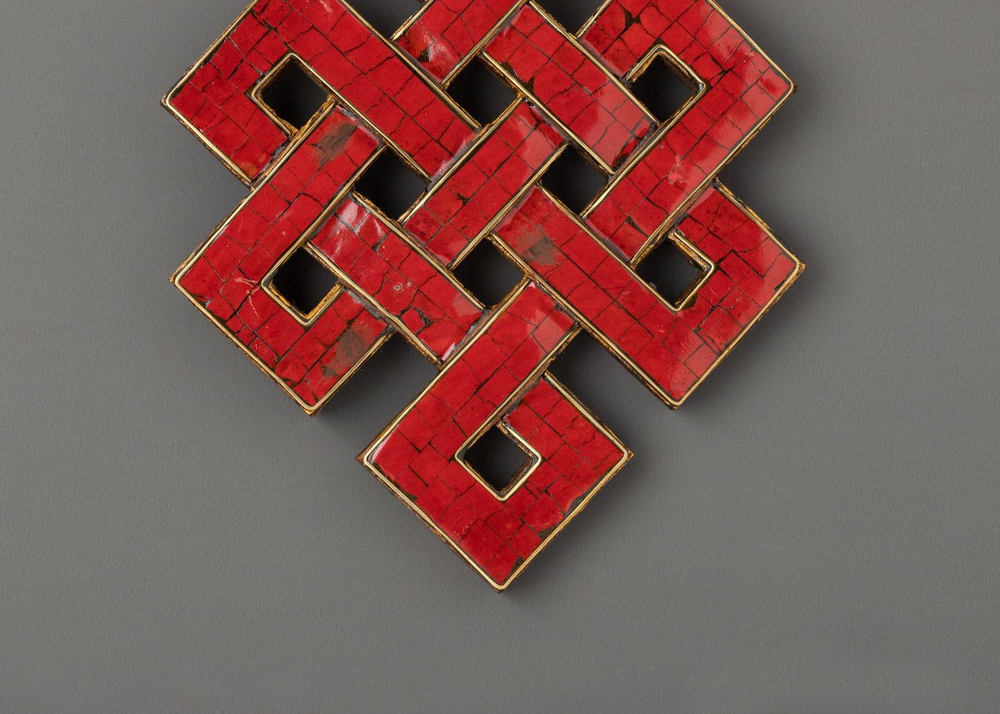 Coral Endless Knot Wall Art | Handcrafted Wooden Art for a Peaceful and Stylish Living Space