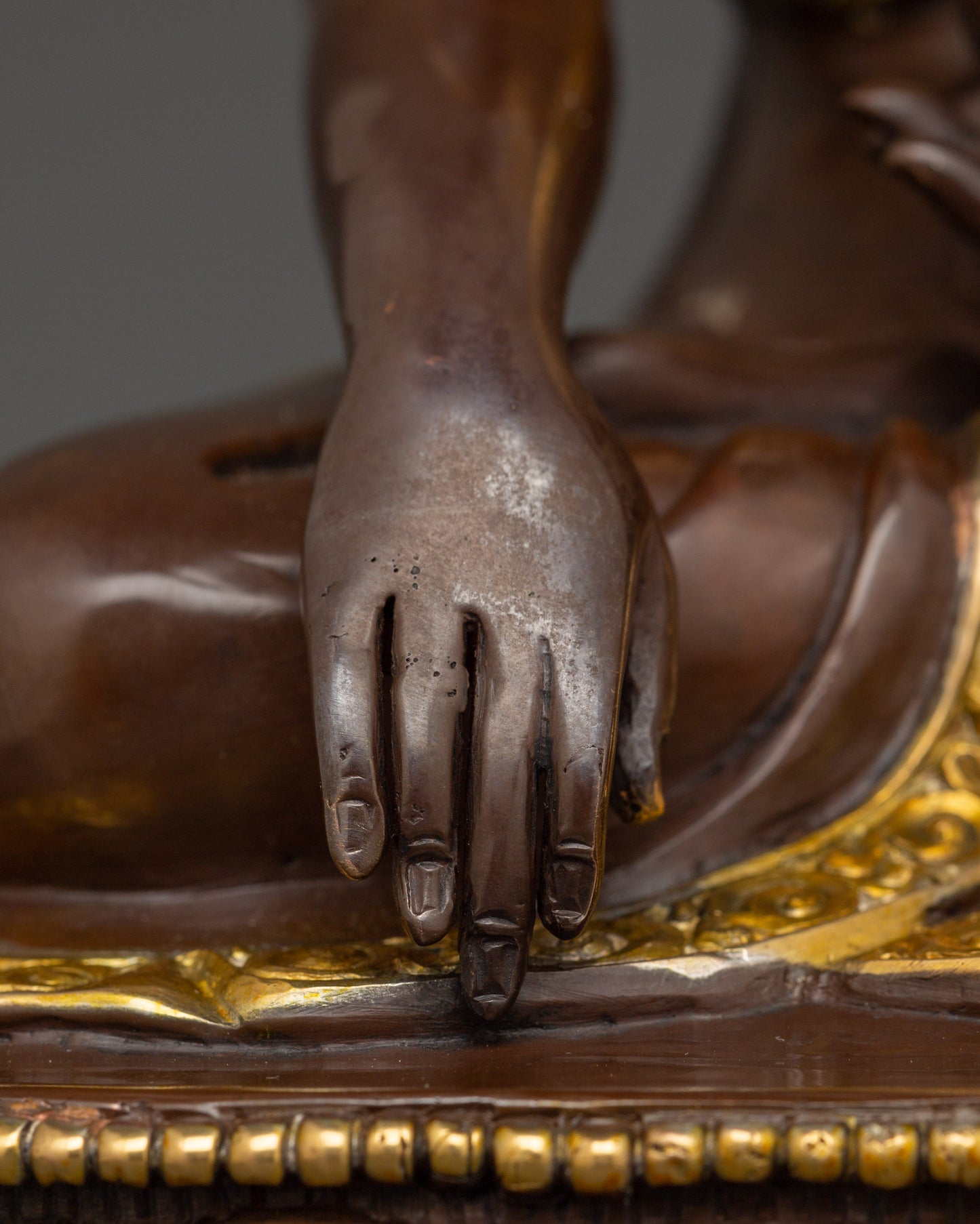 Shakyamuni Buddha Oxidized Copper Statue | The Enlightened One