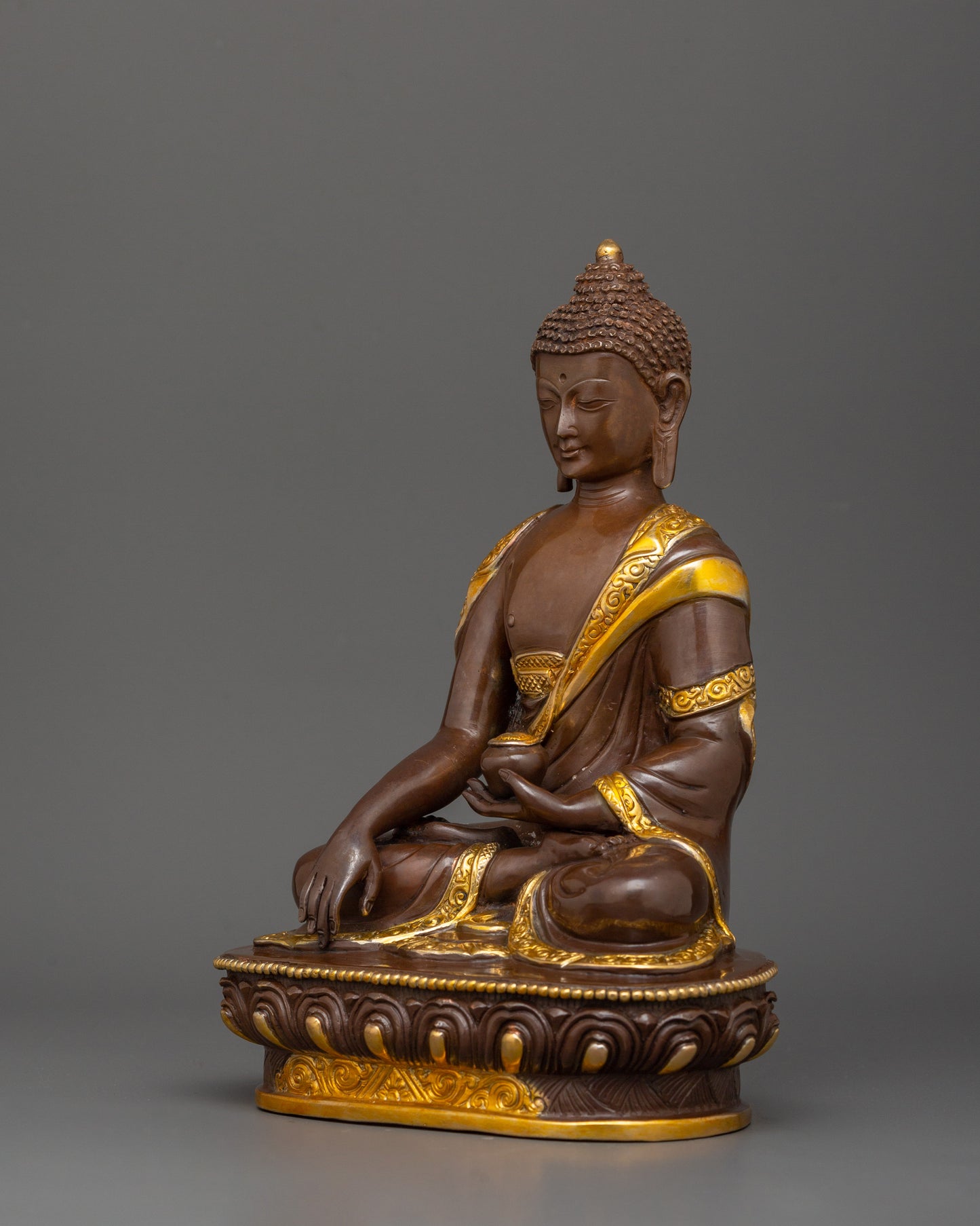 Shakyamuni Buddha Oxidized Copper Statue | The Enlightened One