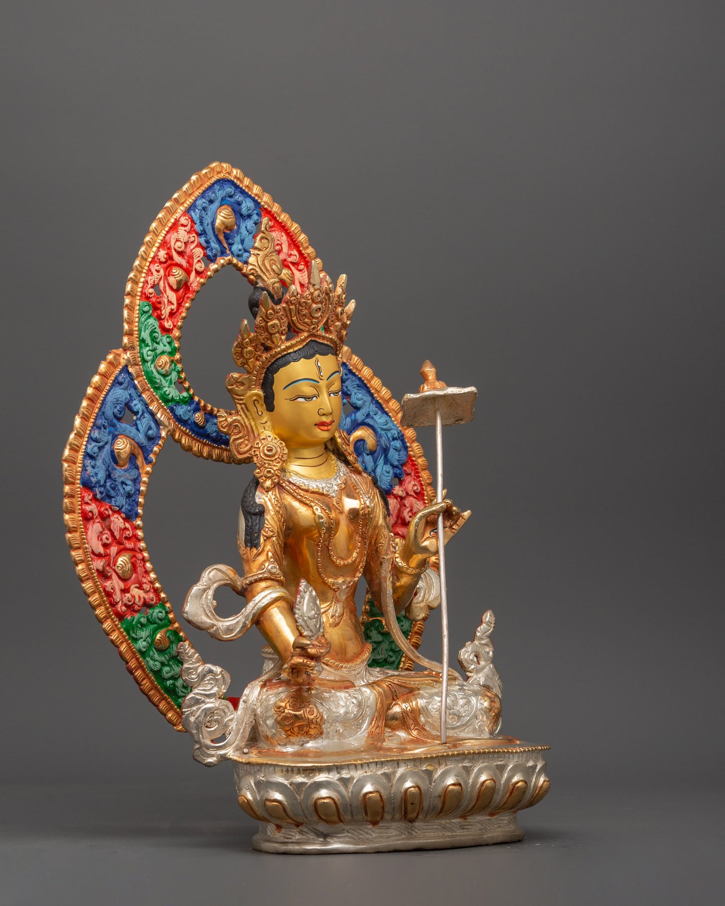 Dukar Deity of Protection and Wisdom Sculpture | Sitatapatra Holding a White Parasol