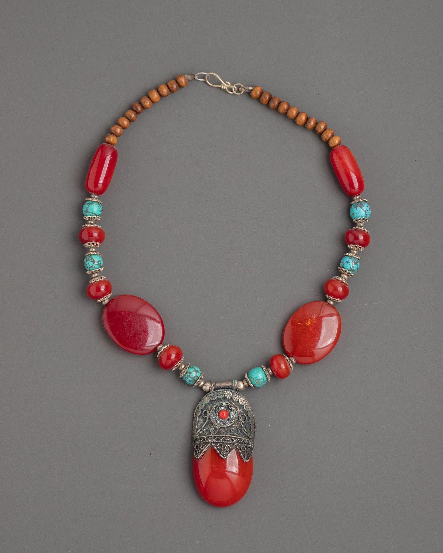 Himalayan Crafted Necklace | Blend of Culture and Style