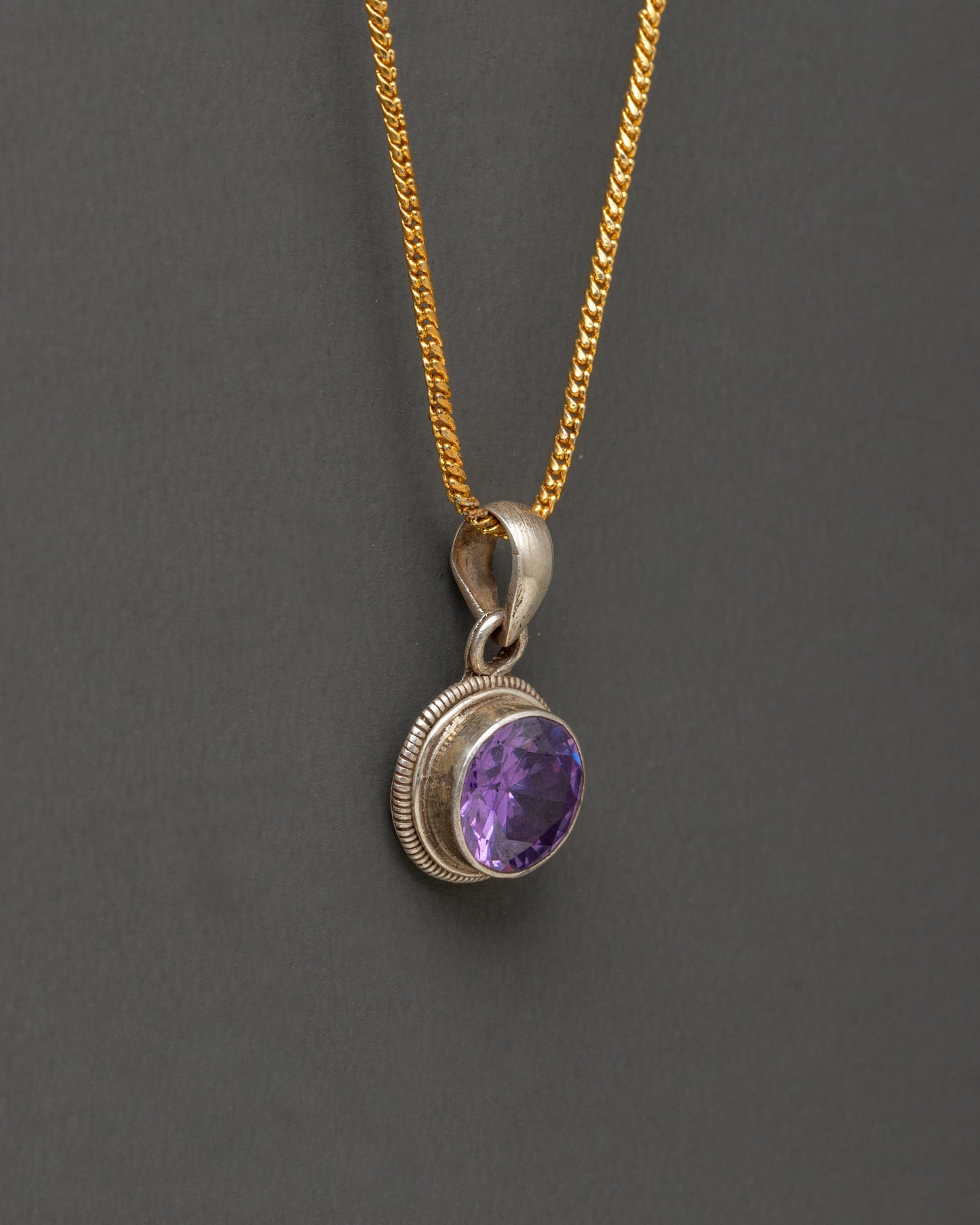 Handmade Mini Locket | 2.2cm Small Artificial Stone Pendant