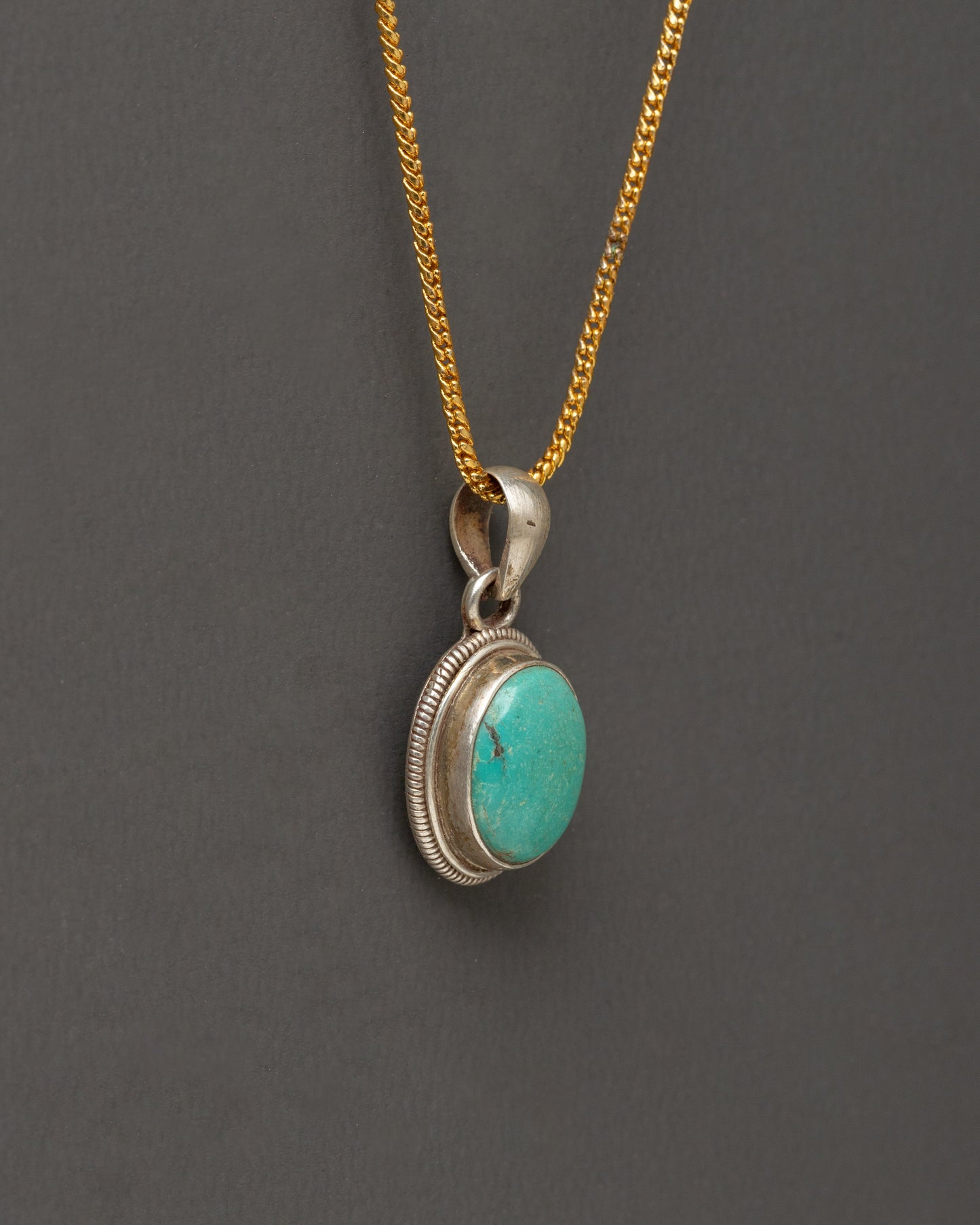 Tibetan Simple Locket | Traditional Artificial Stone Jewelry