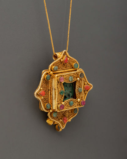 Ganesh Ghau Box Locket | A Sacred Tibetan Amulet with Filigree Work