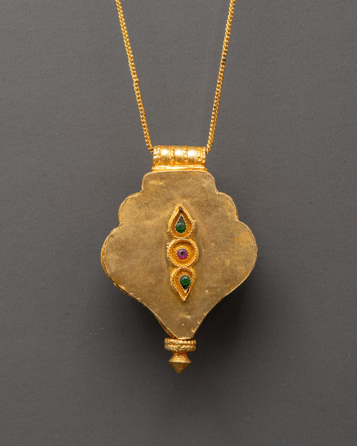 Ghau Box Locket with Buddhist Deity | Sacred Symbol of Spirituality