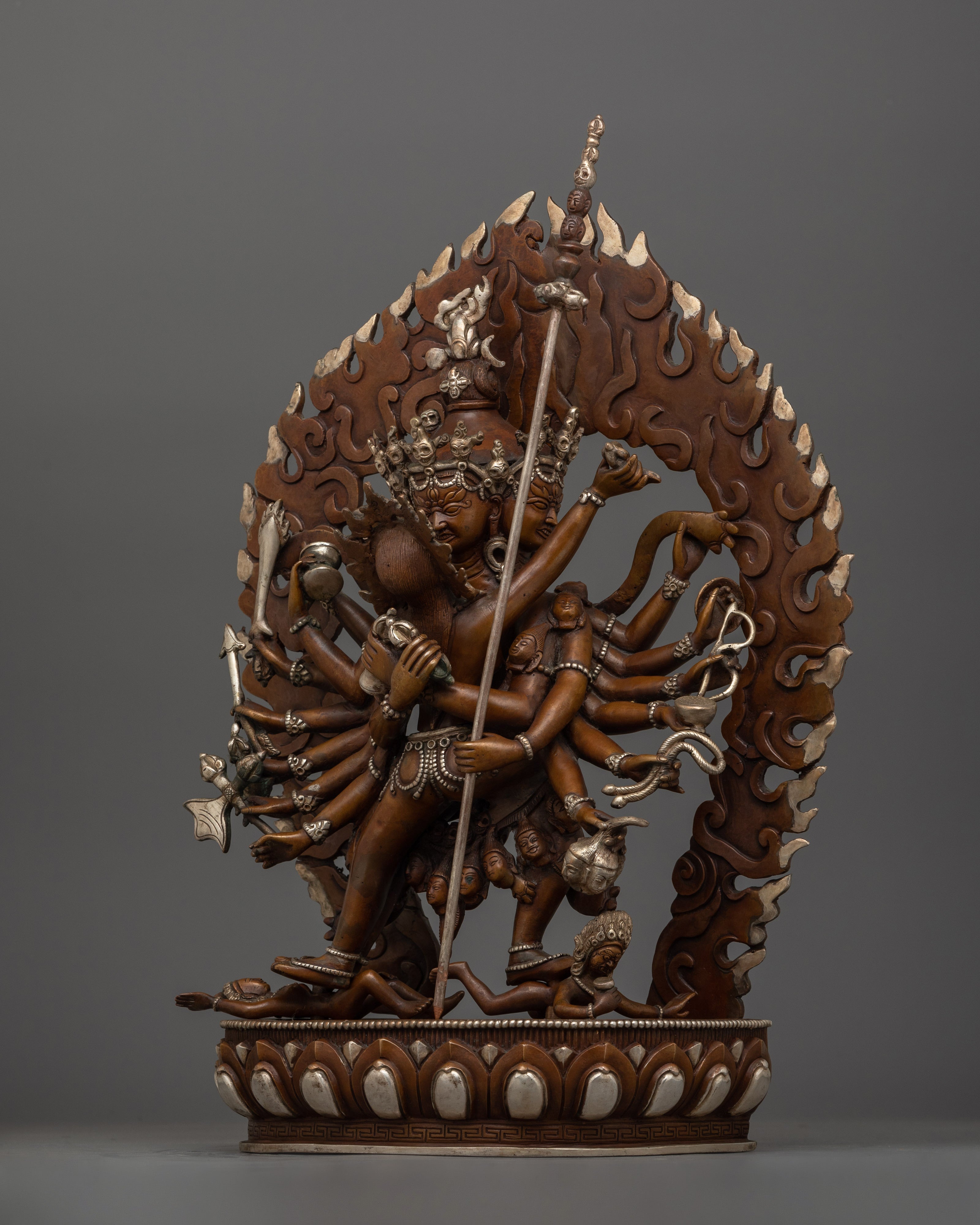 The Powerful Depiction of Chakrasamvara With His Consort | The Path of Enlightenment
