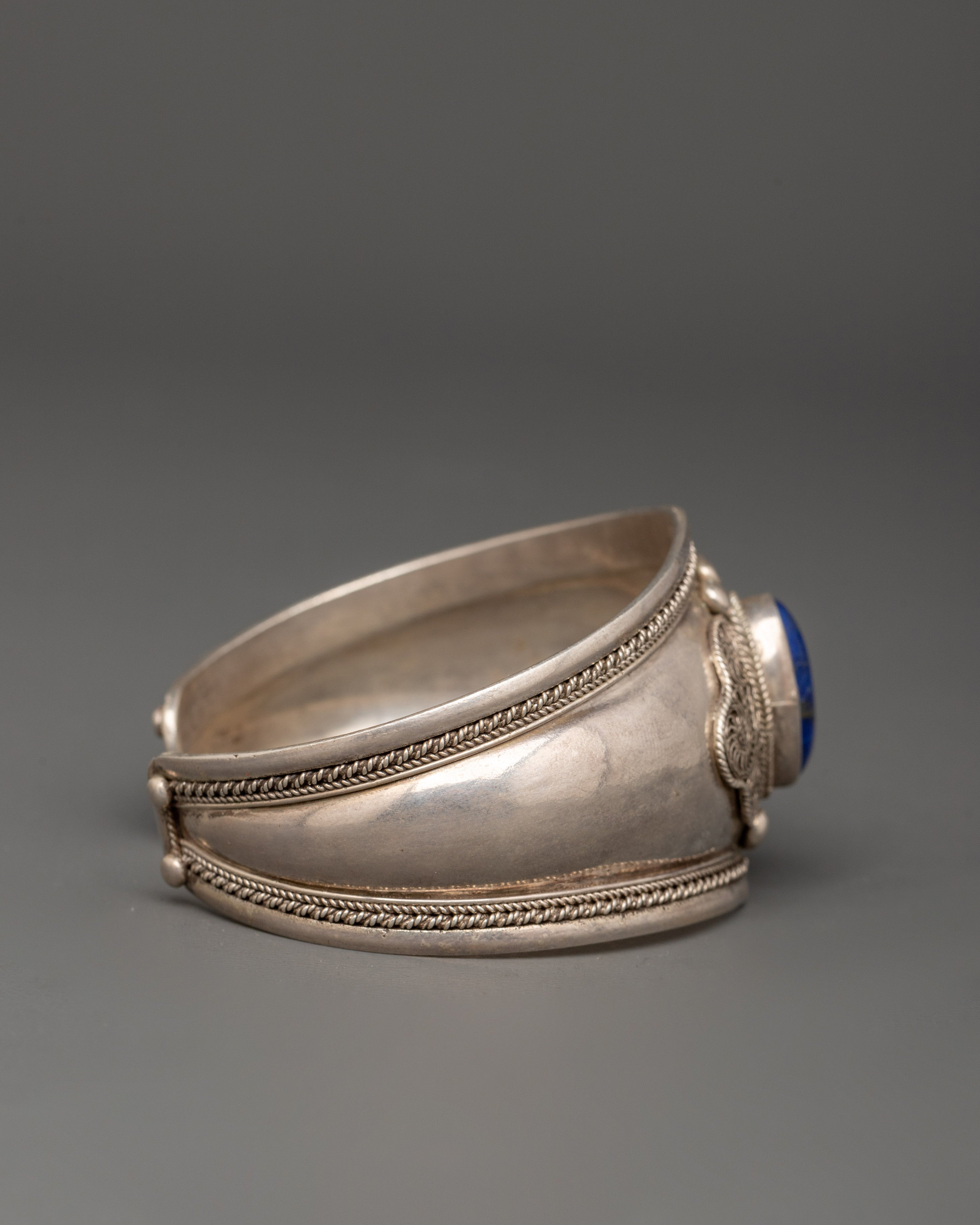 Lapis Lazuli Bracelet for Accessory | Stylish Accessories