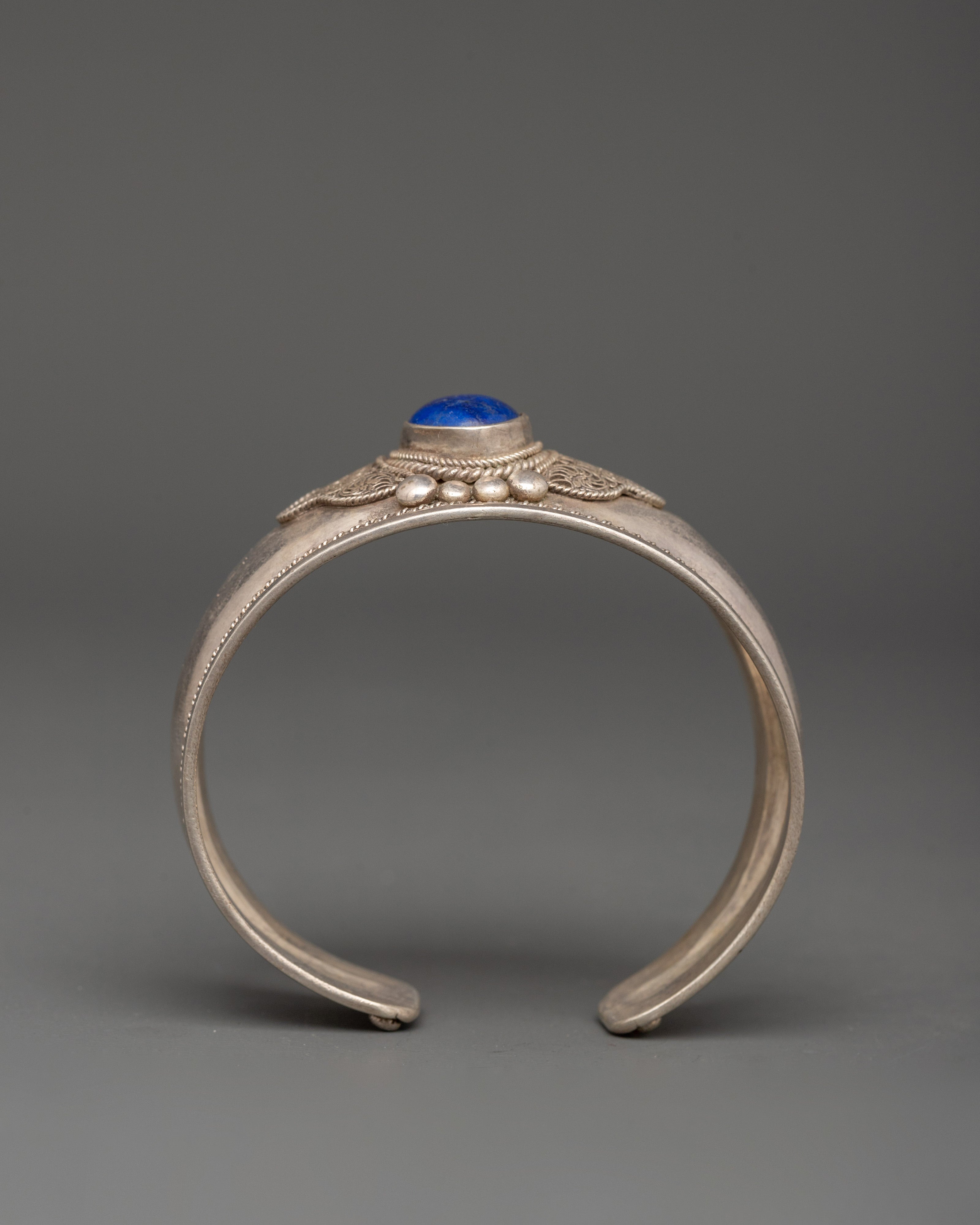 Lapis Lazuli Bracelet for Accessory | Stylish Accessories