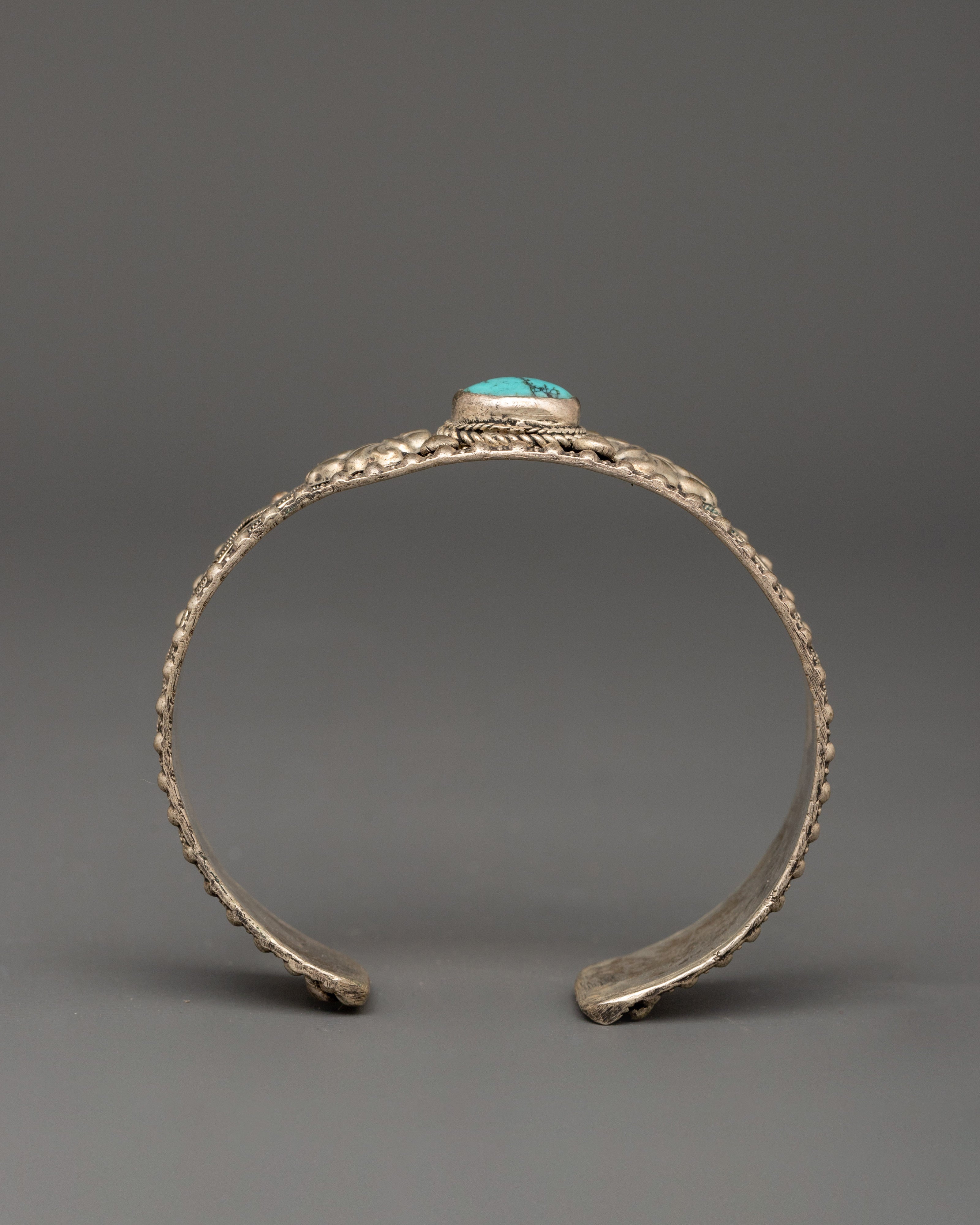Silver Bracelet for Accessory | Perfect Blend of Craftsmanship and Style
