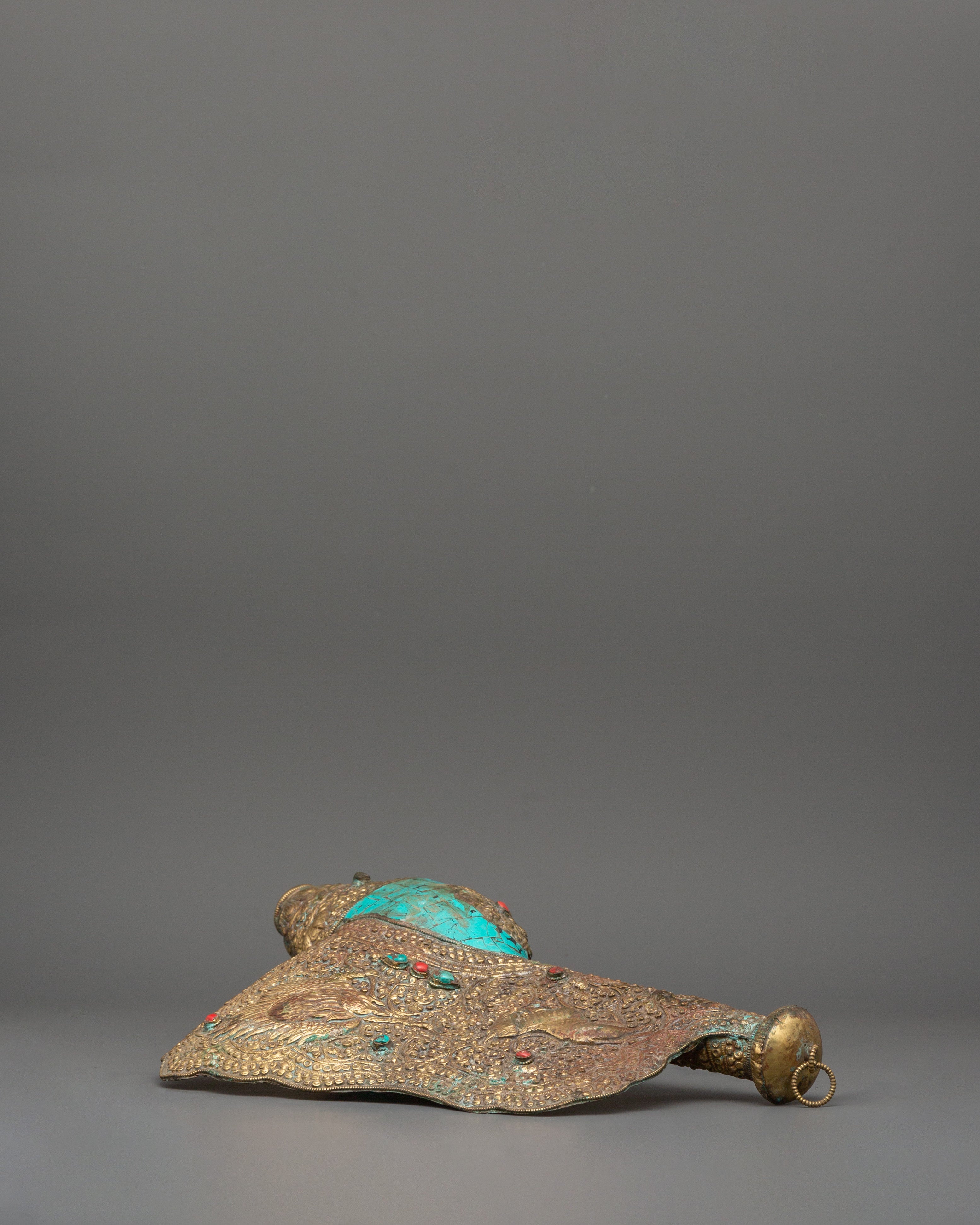 Conch for Ritual | A Sacred Tibetan Offering Tool