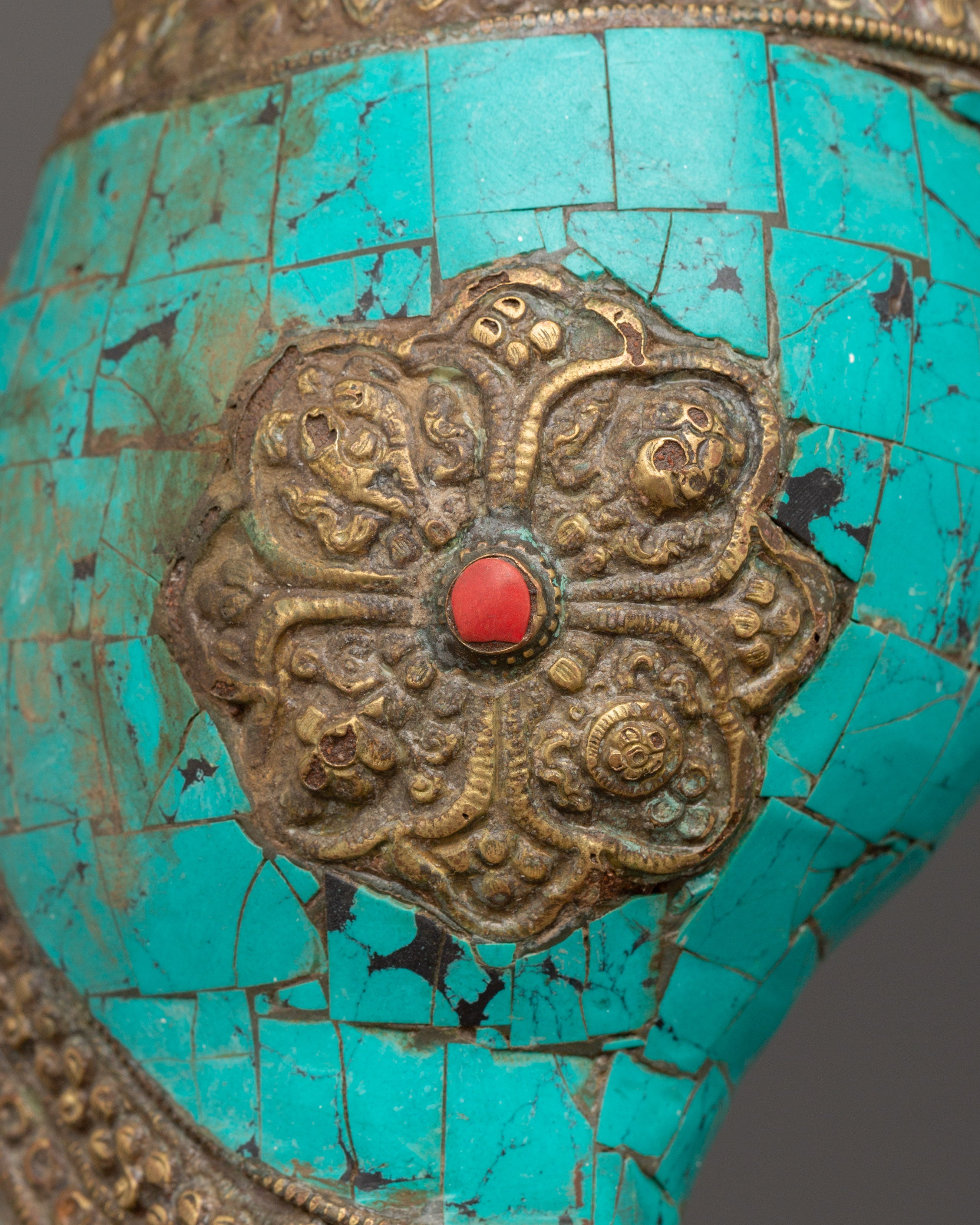 Conch for Ritual | A Sacred Tibetan Offering Tool