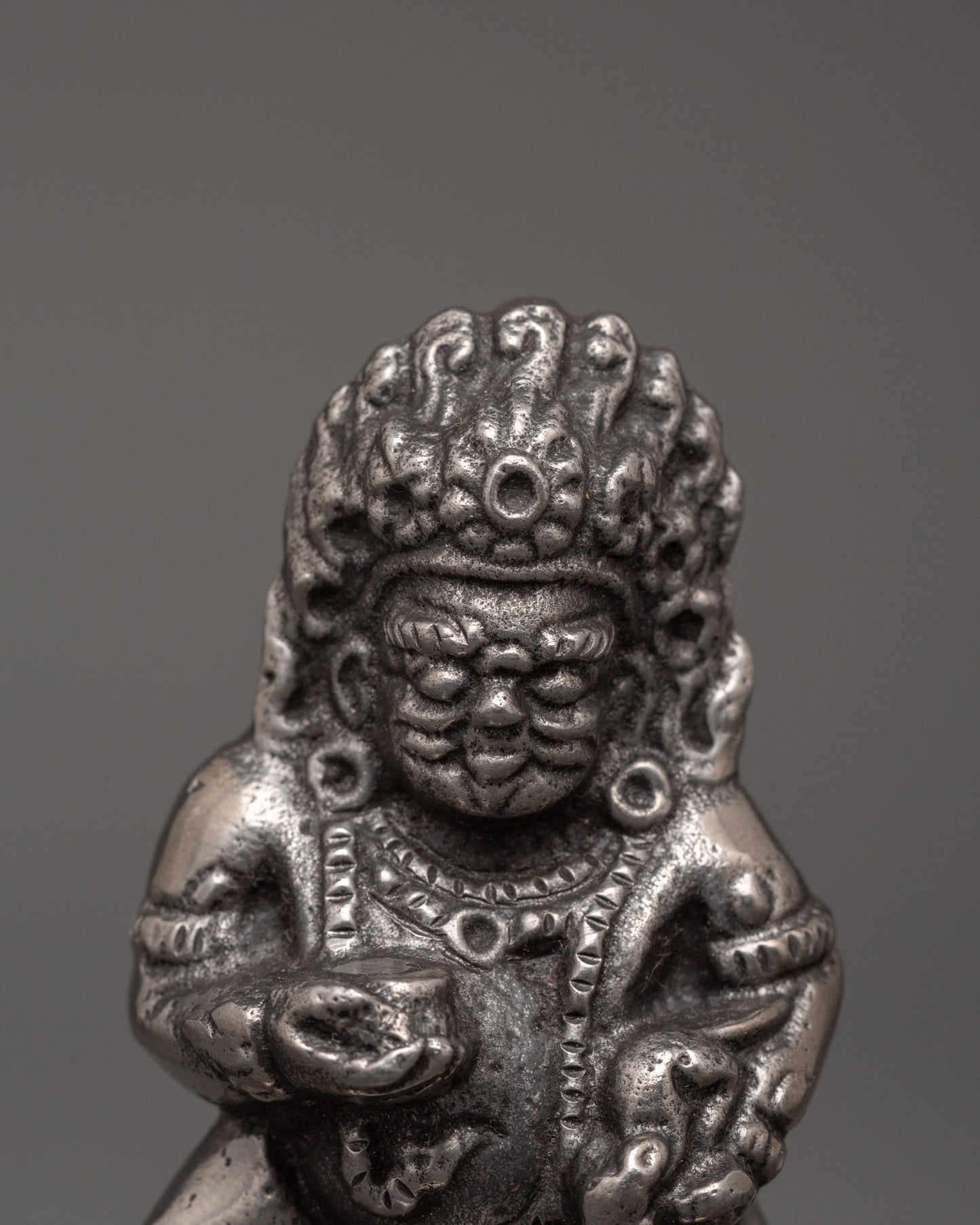 Black Dzambhala Figurine | Hindu God of Wealth Kubera