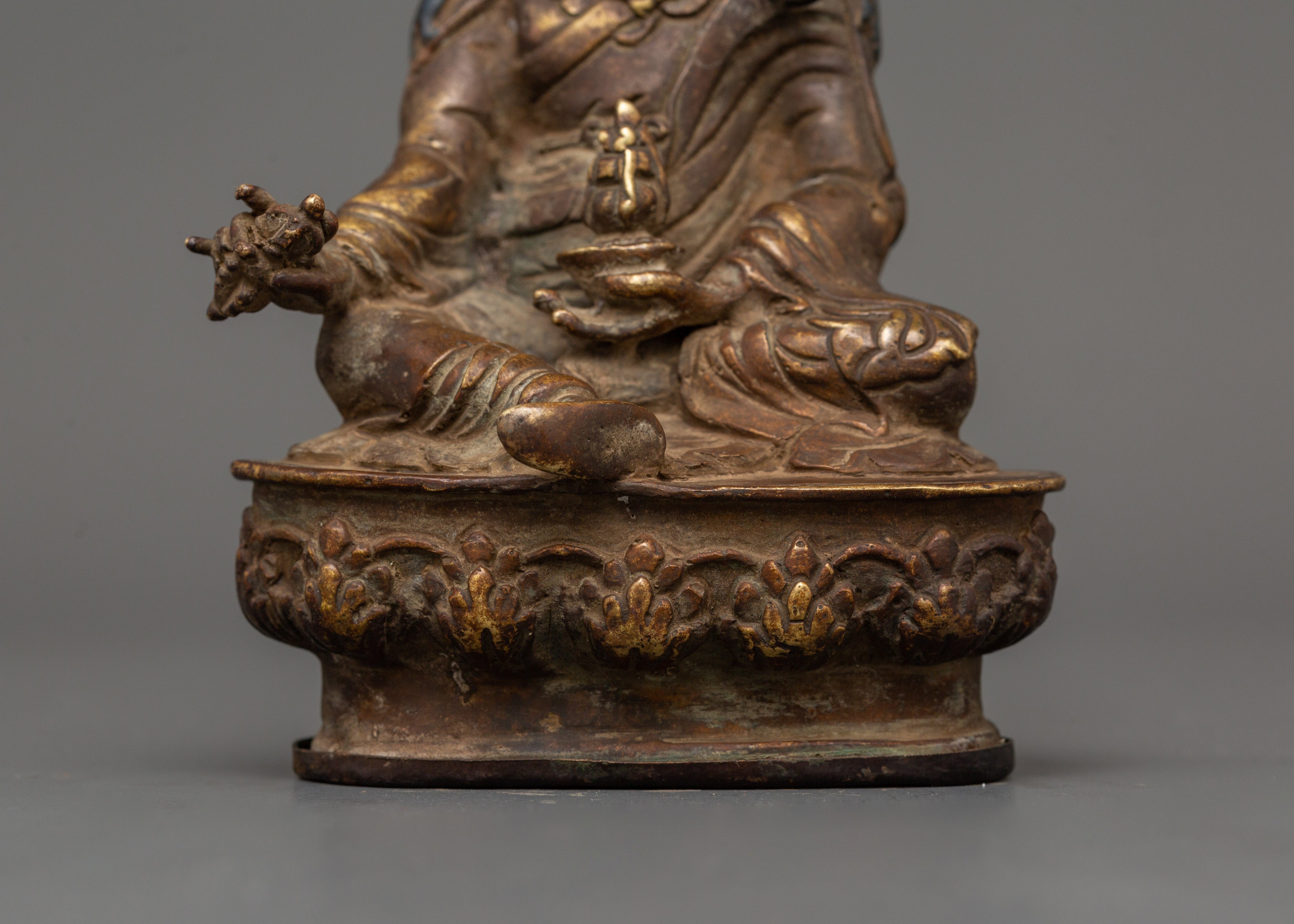 Spiritual Guru Rinpoche Sculpture | Handcrafted Statue