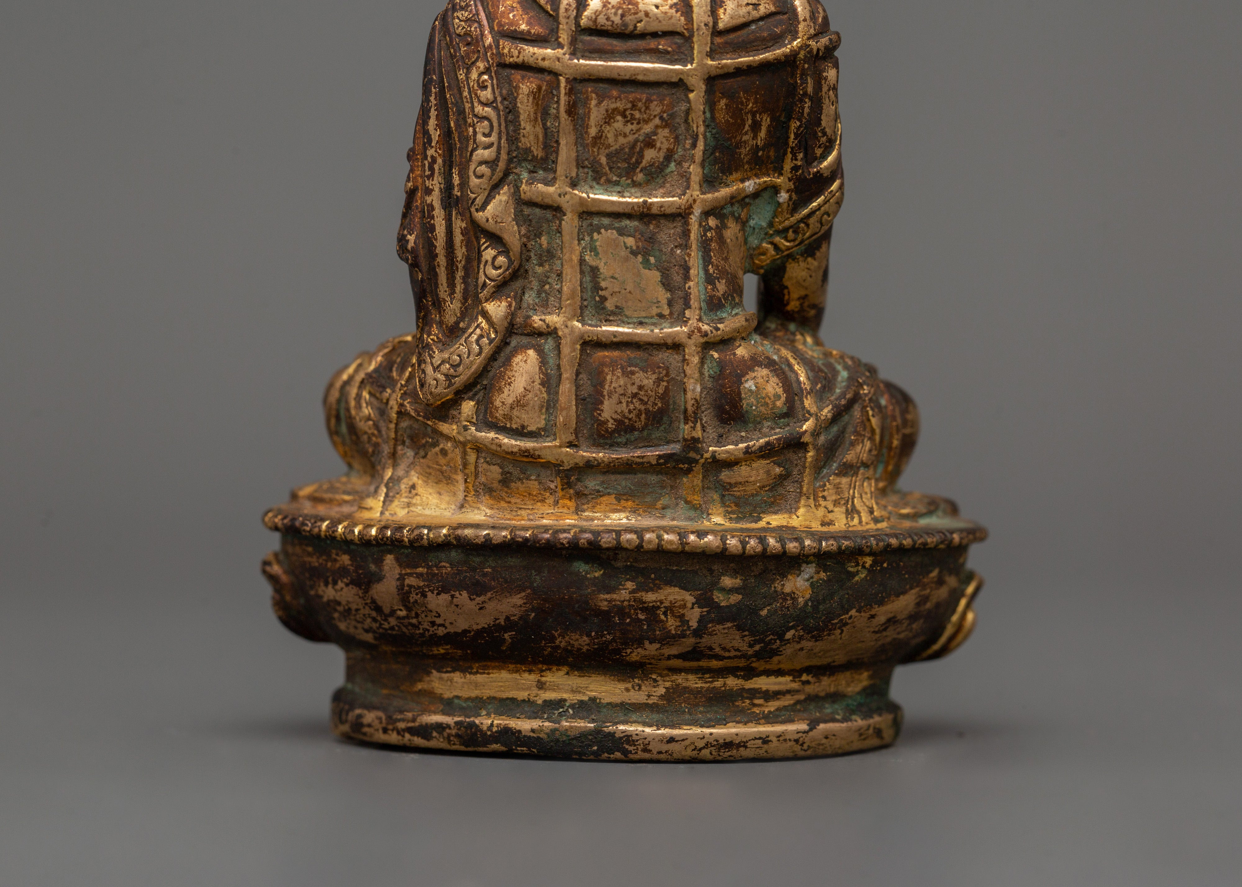 Shakyamuni Buddha Buddhist Altar Decor | Sacred Antique Copper Statue for Meditation