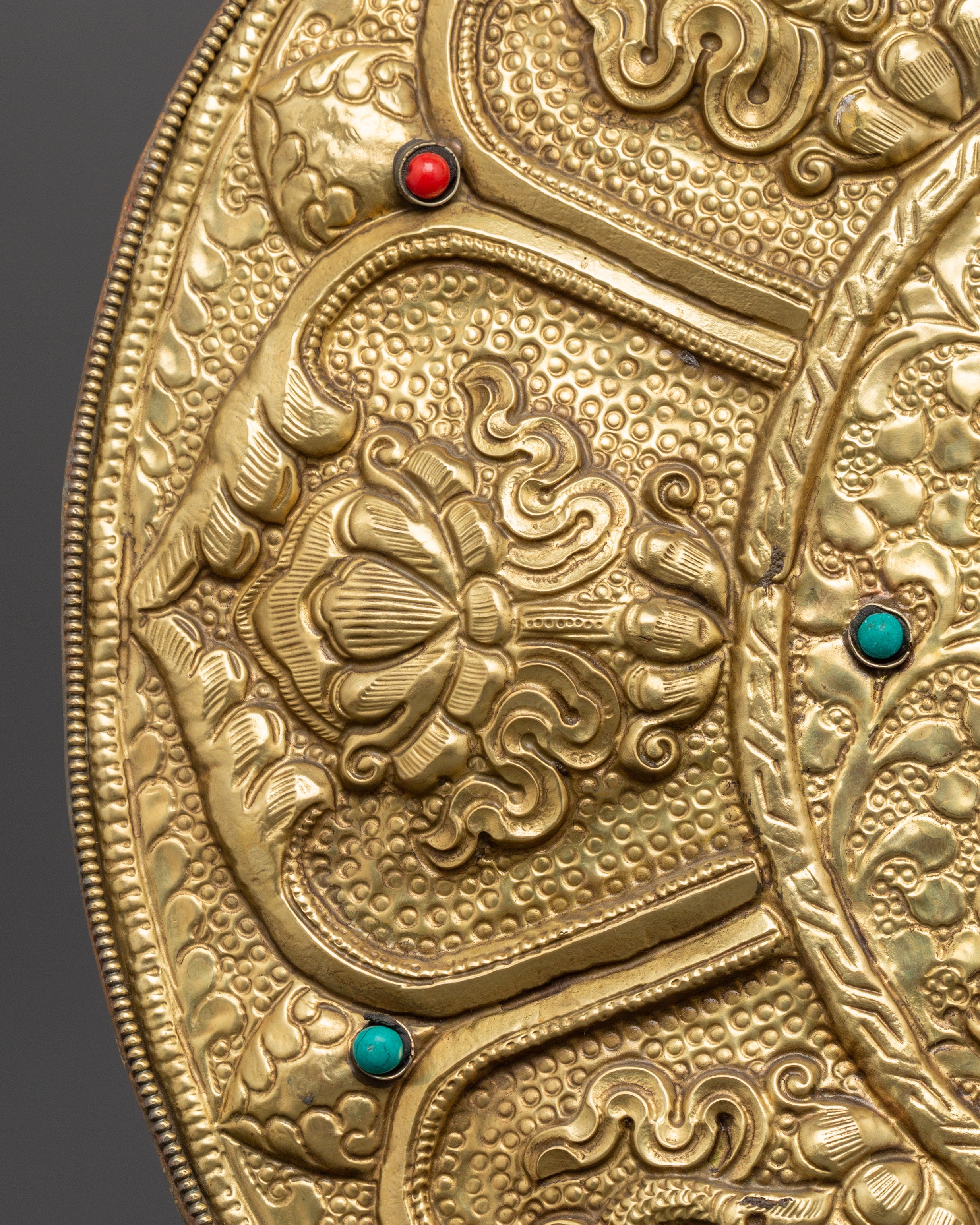 Enlightenment Symbol Wall Hanging | Handcrafted Brass Buddha Wall Art